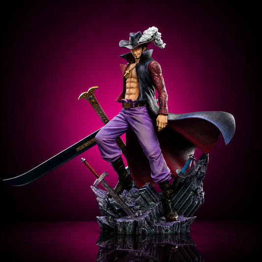 Dracule Mihawk Hawk-Eye Figurine (28cm / 11") Figurine