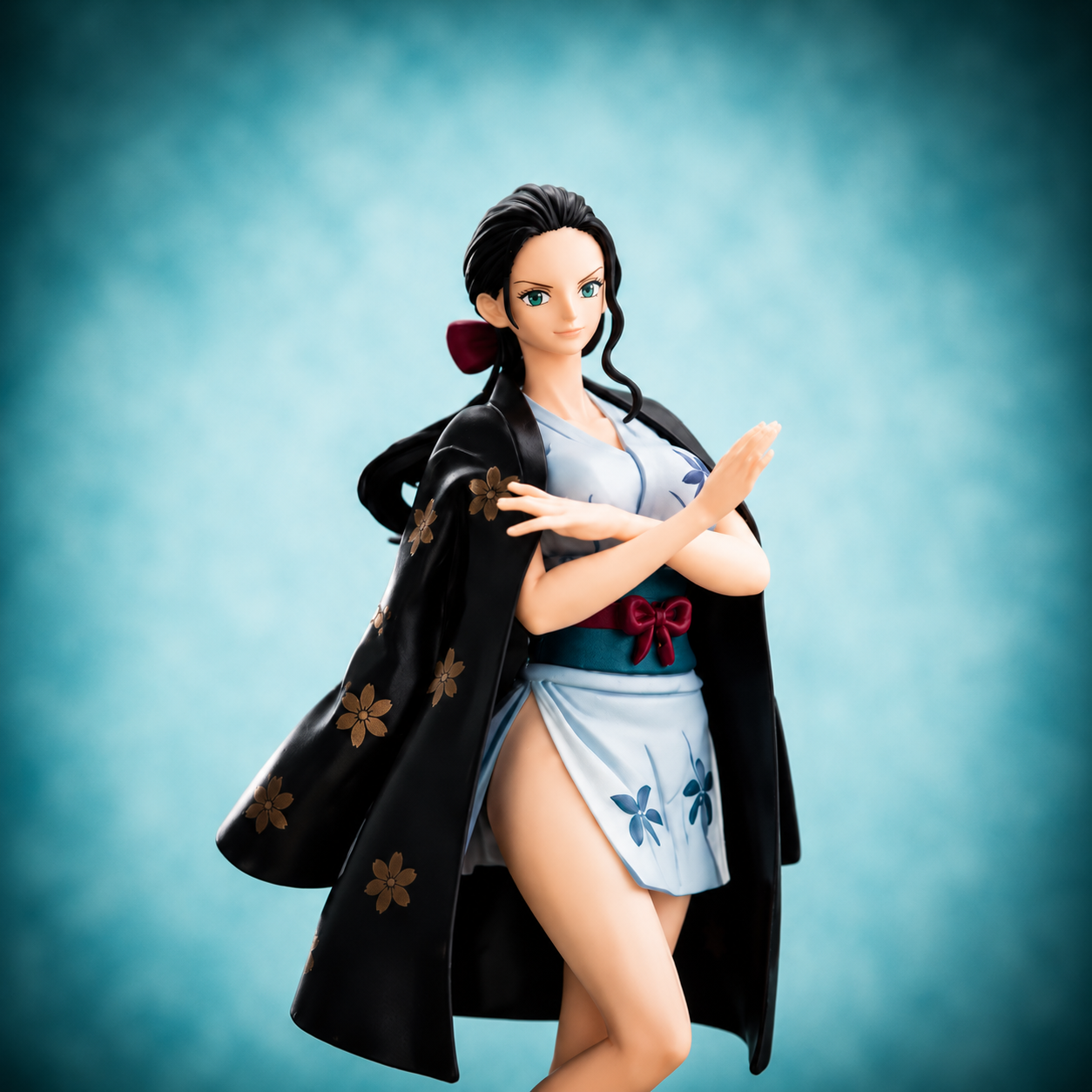 Nico Robin Glitter & Glamours Figurine (25cm / 9.8") 25cm 9.8 inch Figurine