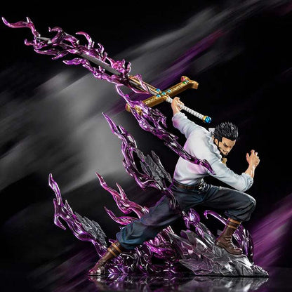 Dracule Mihawk Figurine (38cm / 15") Figurine